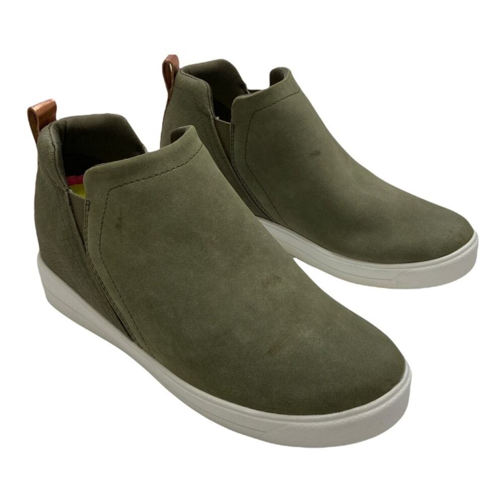 Ryka Vera Women High-Top Sneaker Size 8.5 W Green Hidden Wedge Heel Slip-On New - Picture 3 of 9